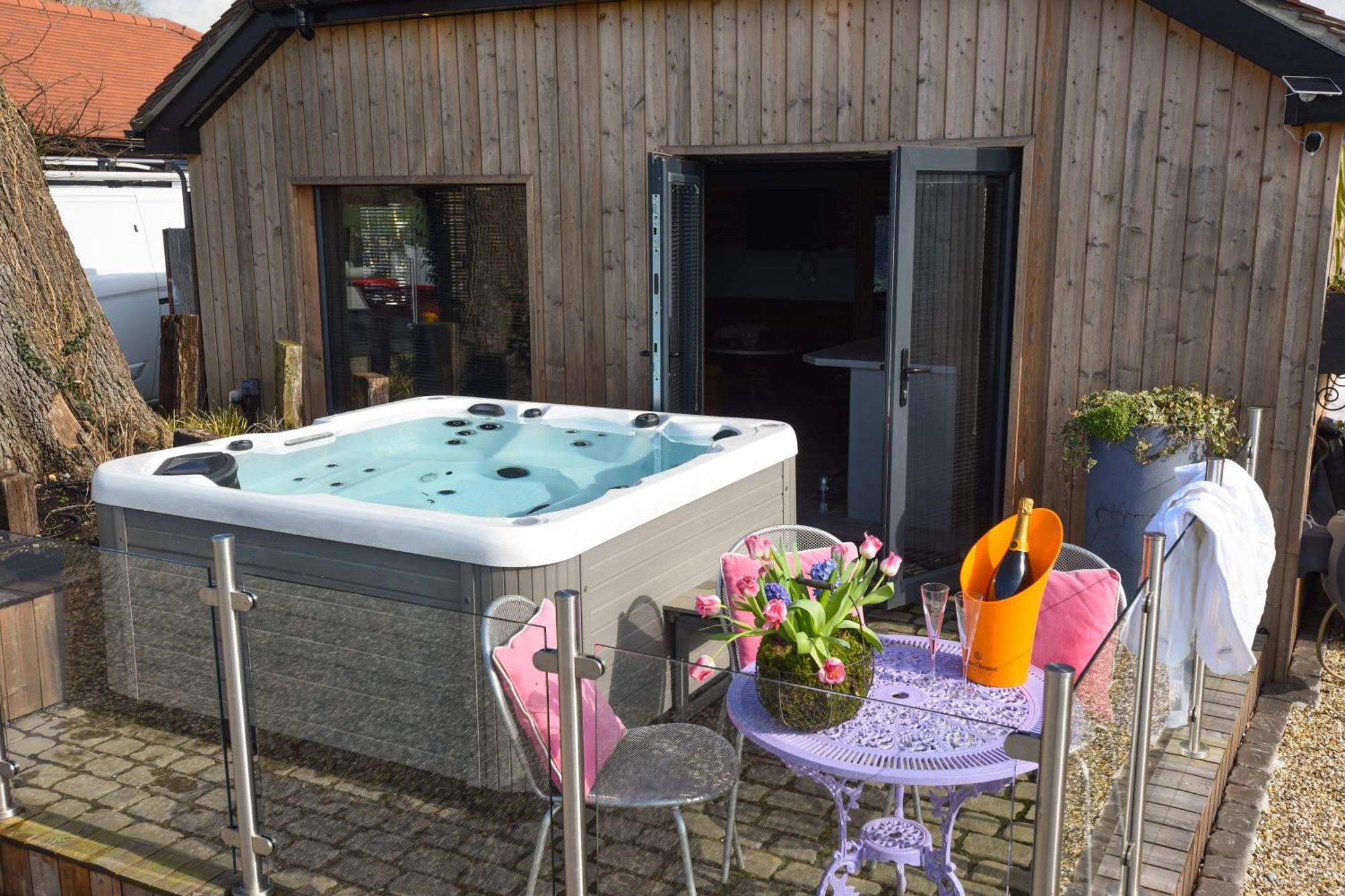 Air Maison - The Cow Shed Wow Factor Countryside Retreat Westbourne  Kültér fotó